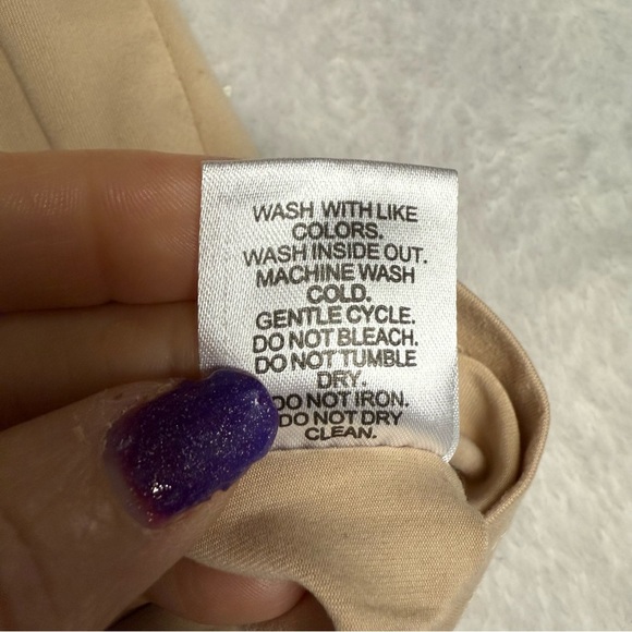 SHEIN Lainey Wilson  Tan Short Sleeve Tee with Graphic Design - Picture 2 of 7